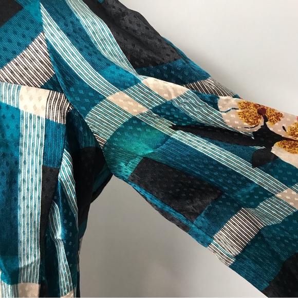 Diane Von Furstenberg 100% Silk Irlan Wrap Blouse - Picture 5 of 10